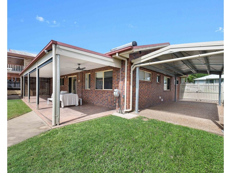 31 Mclaughlin Drive, Eimeo QLD 4740