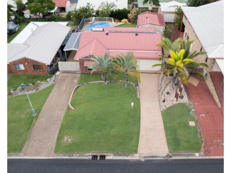 31 Mclaughlin Drive, Eimeo QLD 4740