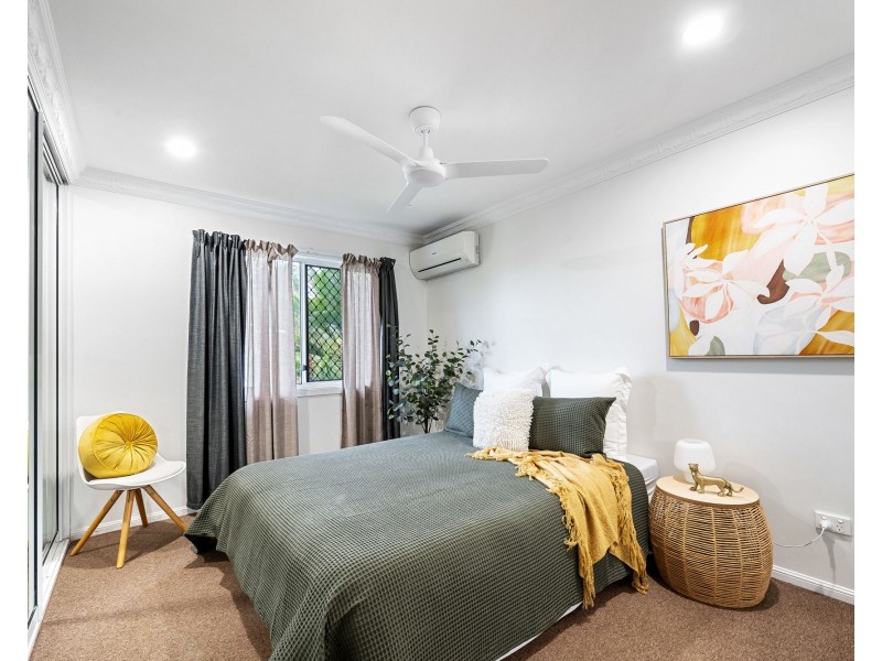 18 Woodlands Drive, Eimeo QLD 4740