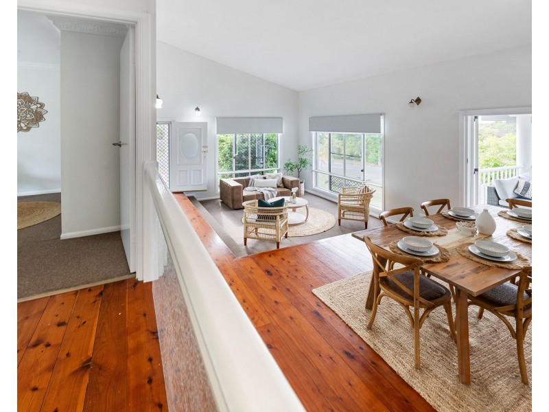 18 Woodlands Drive, Eimeo QLD 4740