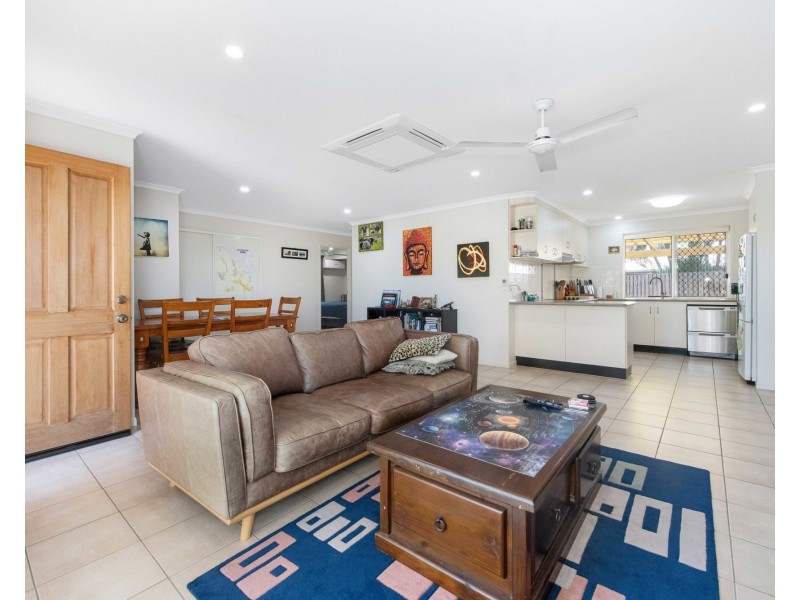 32 Jasmine Drive, Blacks Beach QLD 4740
