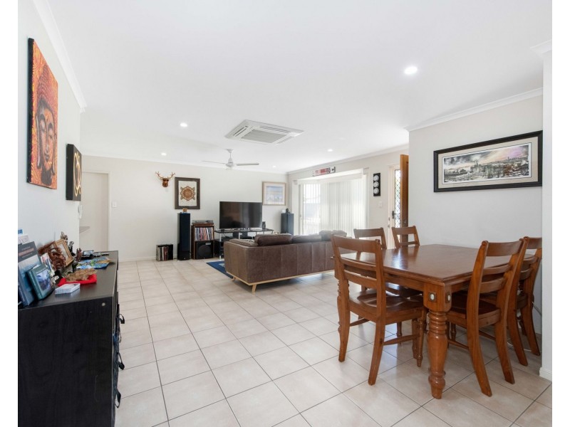 32 Jasmine Drive, Blacks Beach QLD 4740