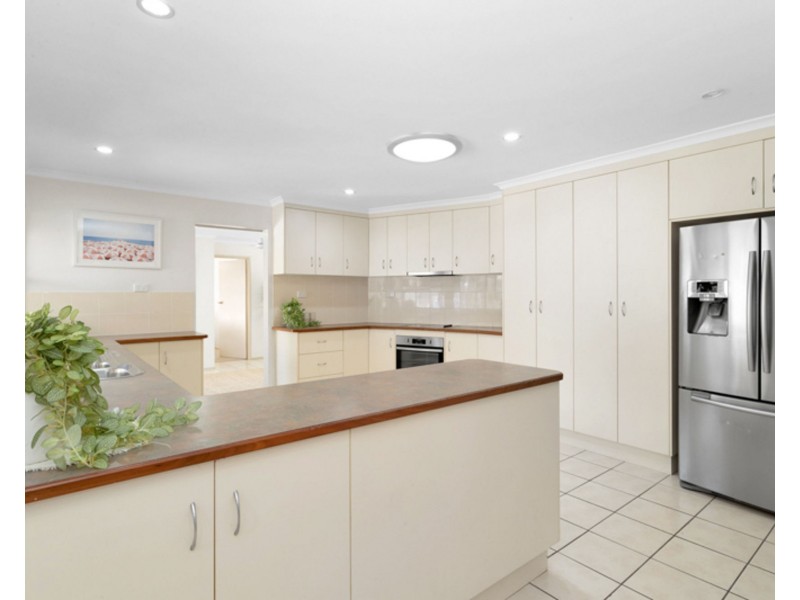 8 Blackall Court, Mount Pleasant QLD 4740