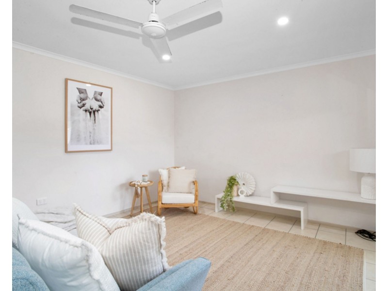 8 Blackall Court, Mount Pleasant QLD 4740