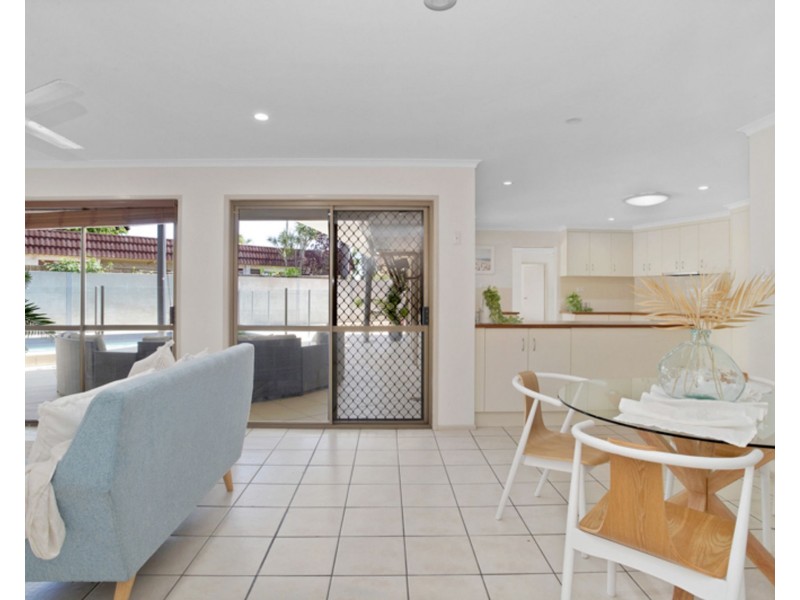 8 Blackall Court, Mount Pleasant QLD 4740