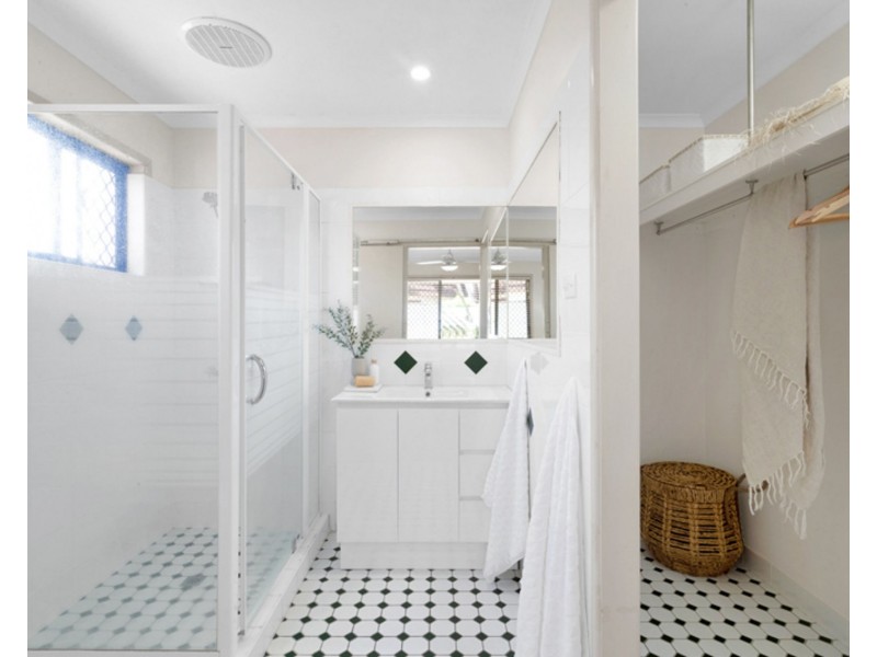 8 Blackall Court, Mount Pleasant QLD 4740