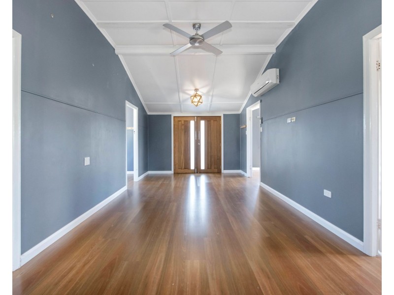 16 Keith Hamilton Street, West Mackay QLD 4740