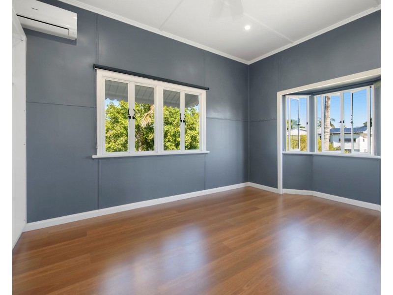 16 Keith Hamilton Street, West Mackay QLD 4740