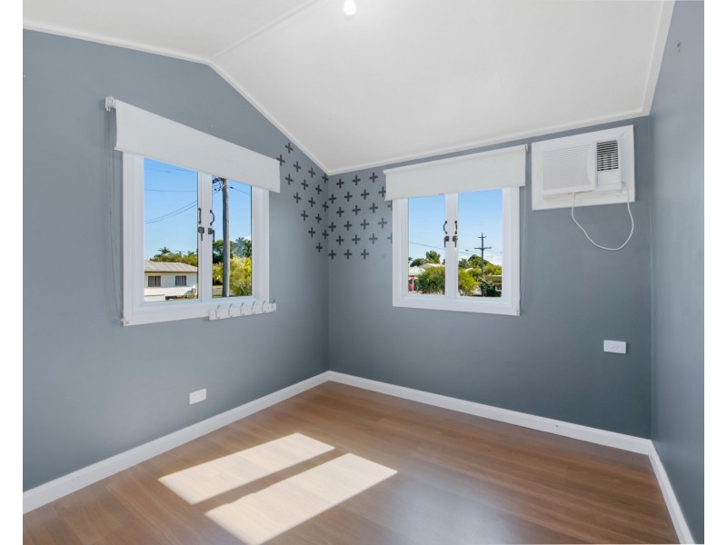 16 Keith Hamilton Street, West Mackay QLD 4740