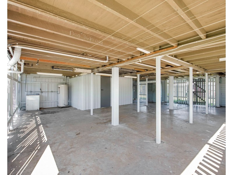 16 Keith Hamilton Street, West Mackay QLD 4740