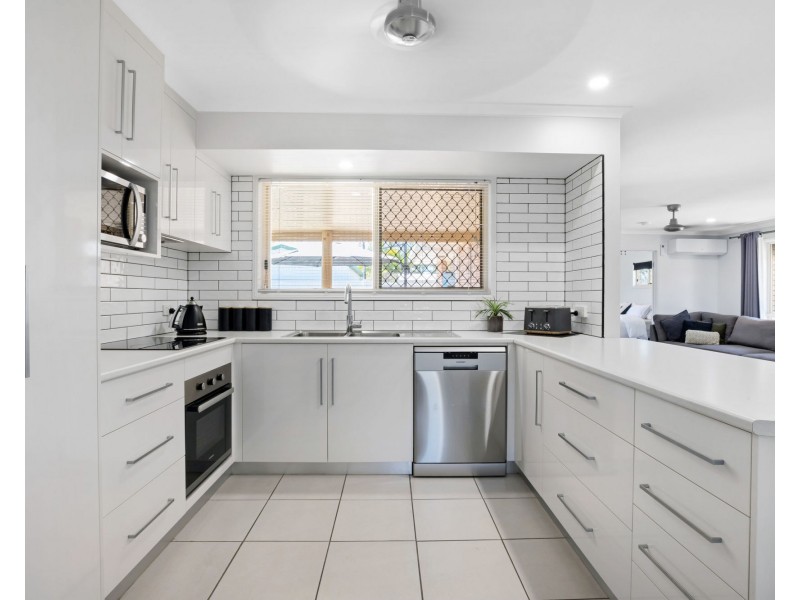28 Danastas Avenue, Eimeo QLD 4740