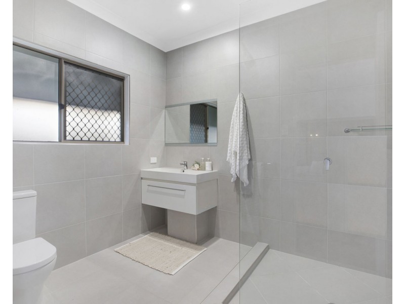 101 Wallmans Road, Rural View QLD 4740