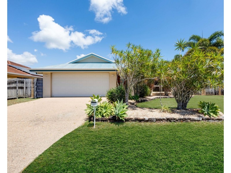 41 Marine Parade, Bucasia QLD 4750