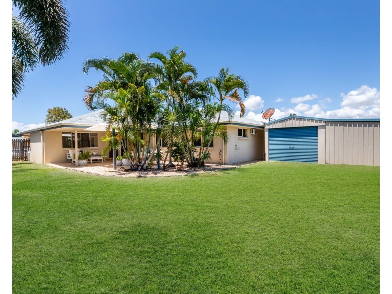41 Marine Parade, Bucasia QLD 4750