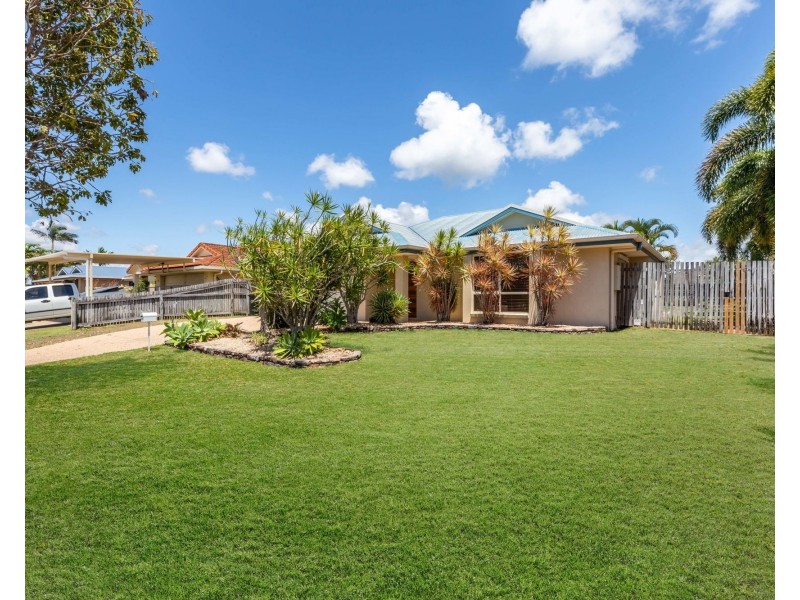 41 Marine Parade, Bucasia QLD 4750