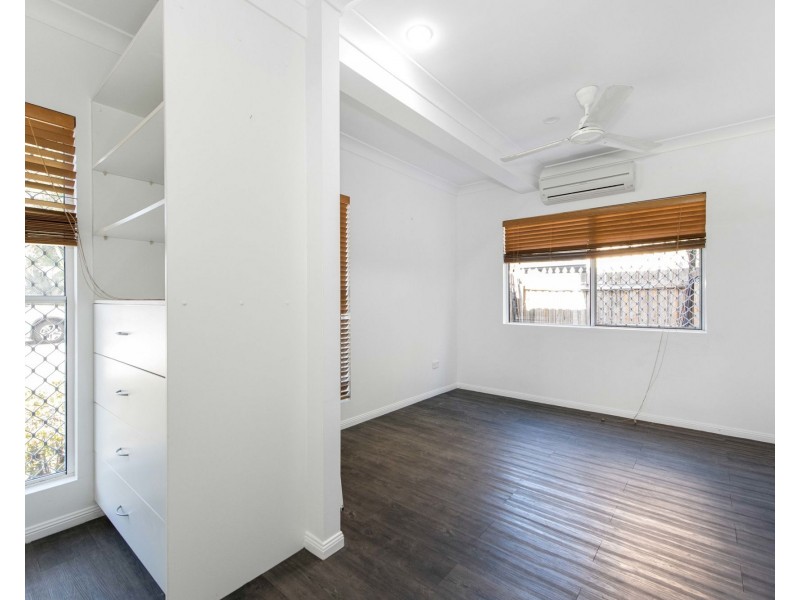 11 Bridge Road, East Mackay QLD 4740