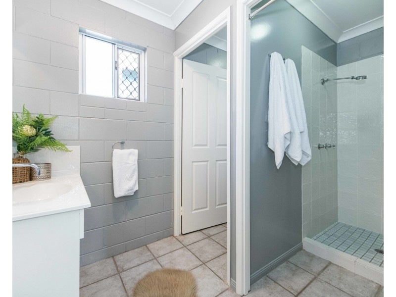 11 Bridge Road, East Mackay QLD 4740