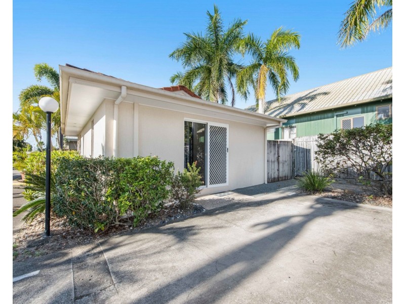 11 Bridge Road, East Mackay QLD 4740