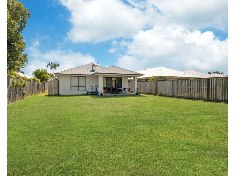 4 Cable Court, Blacks Beach QLD 4740