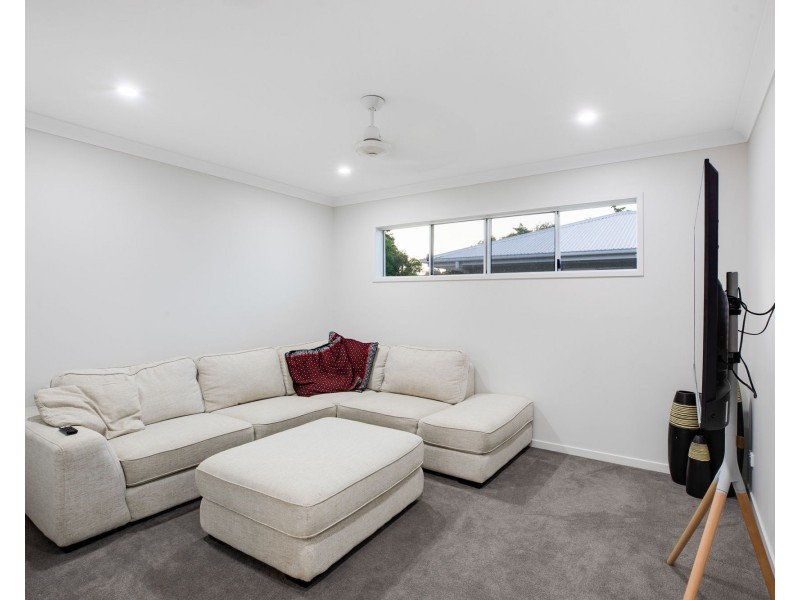 9 Rosalind Vista, Richmond QLD 4740