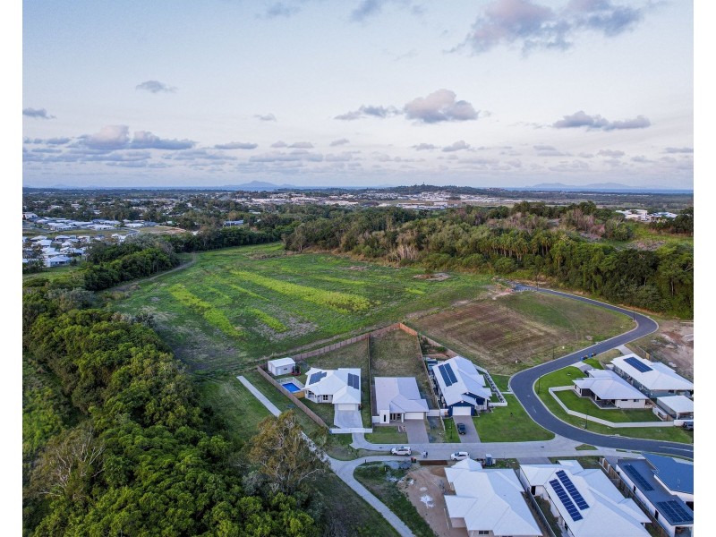 9 Rosalind Vista, Richmond QLD 4740