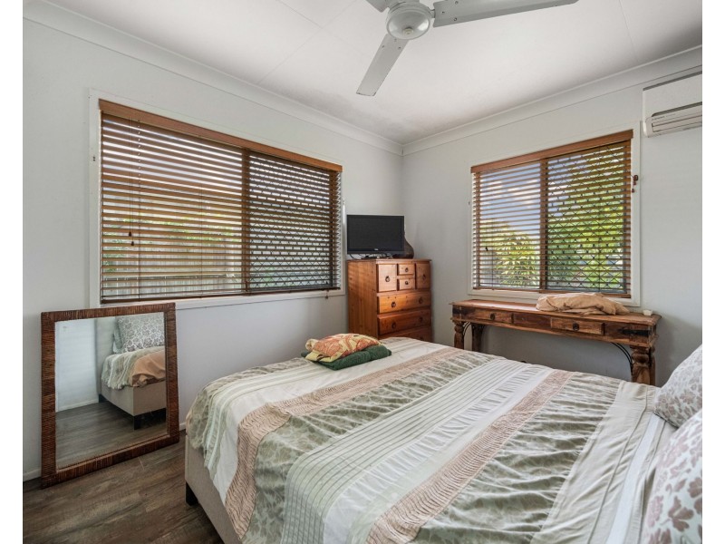 6 Tulloch Street, Ooralea QLD 4740