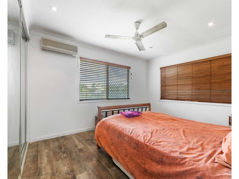 6 Tulloch Street, Ooralea QLD 4740