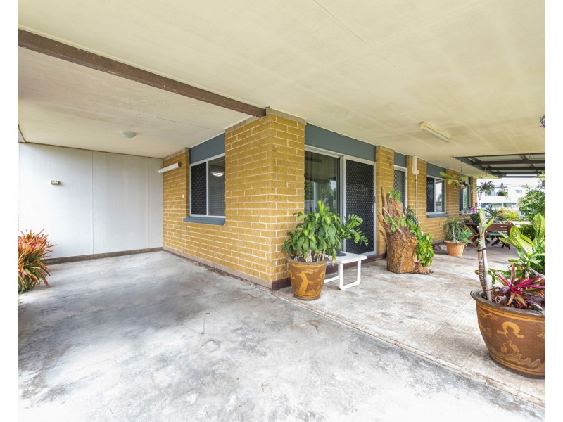 6 Tulloch Street, Ooralea QLD 4740