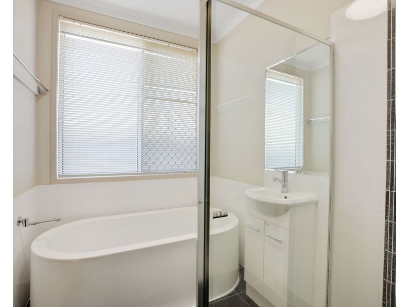 12/42 Wattle Street, Andergrove QLD 4740