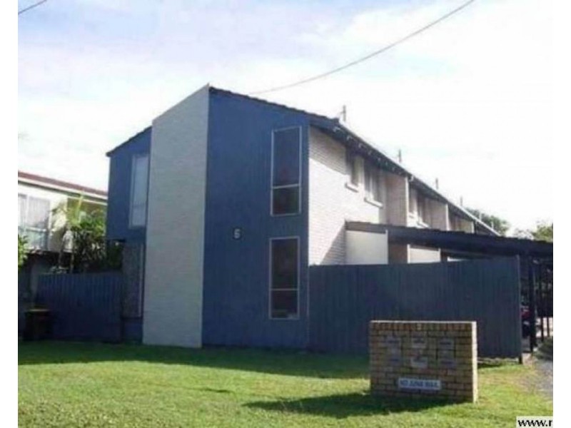 1/6 East Gordon Street, Mackay QLD 4740