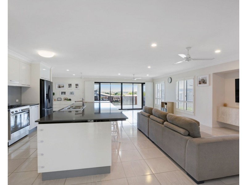13 Clive Court, Beaconsfield QLD 4740