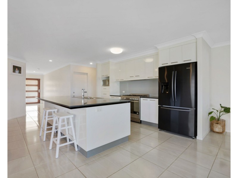 13 Clive Court, Beaconsfield QLD 4740
