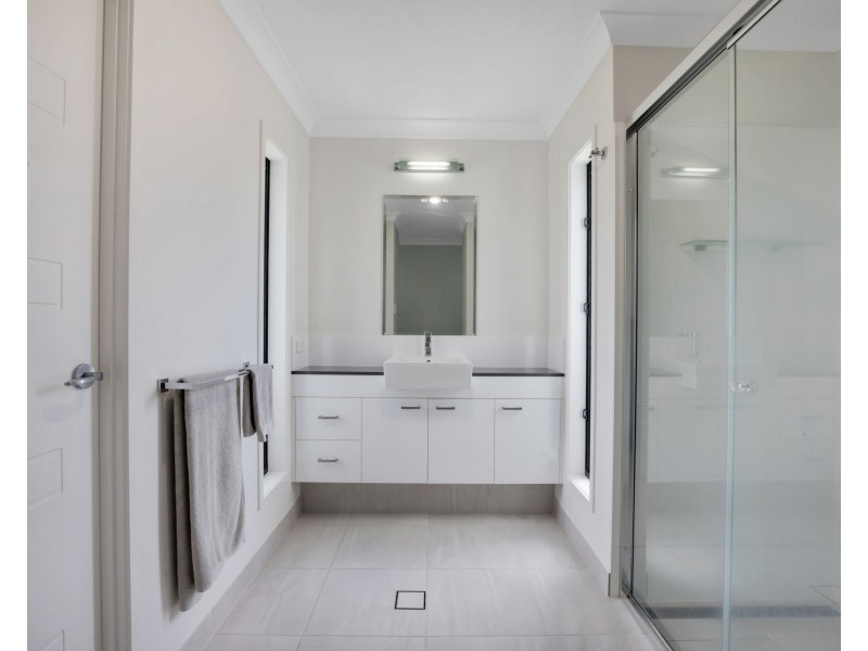 13 Clive Court, Beaconsfield QLD 4740
