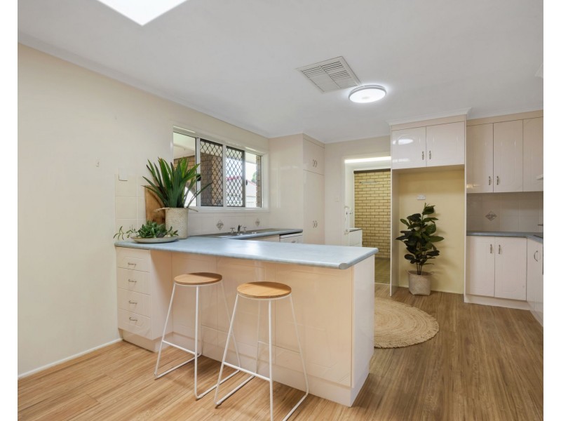 21 Hastings Street, Ooralea QLD 4740