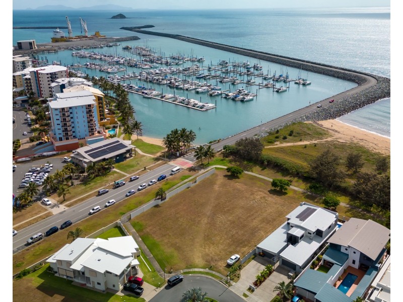 1/19 East Point Drive, Mackay Harbour QLD 4740