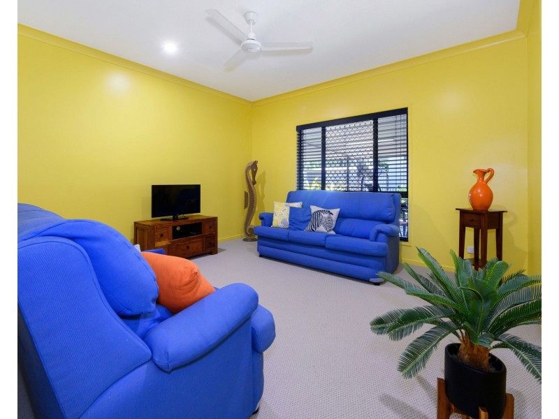 4 Murray Road, St Helens Beach QLD 4798