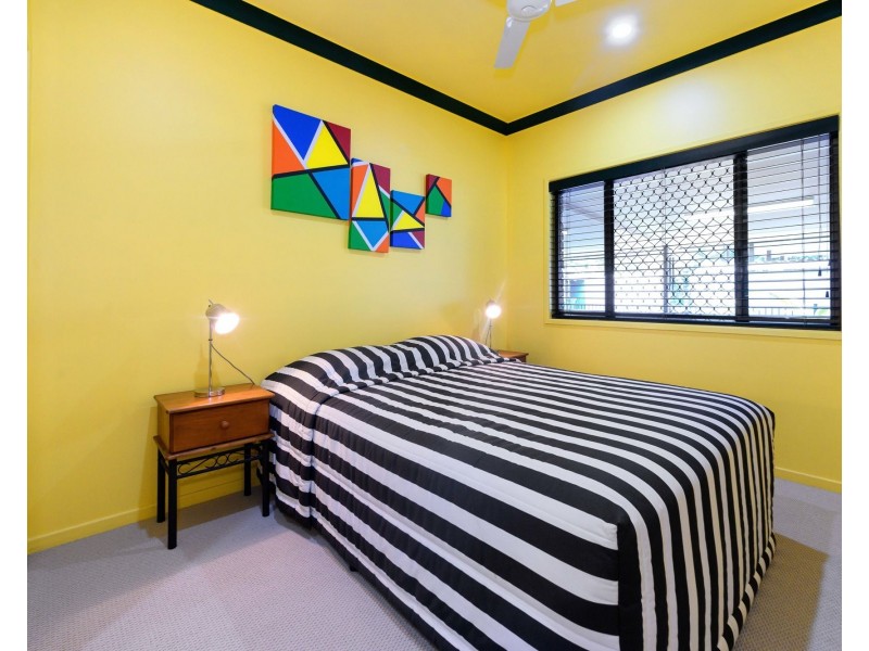 4 Murray Road, St Helens Beach QLD 4798
