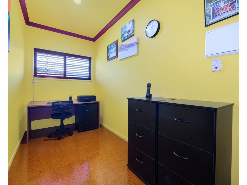 4 Murray Road, St Helens Beach QLD 4798
