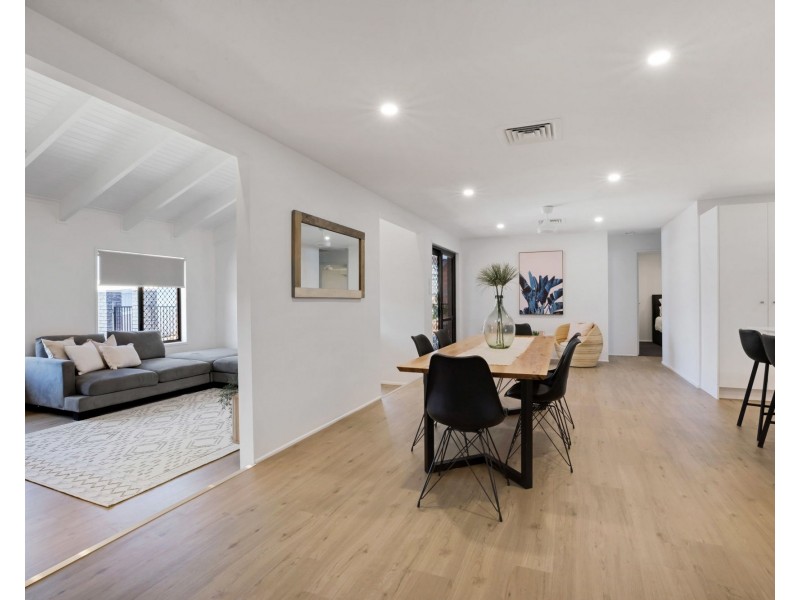 10 Grevillea Drive, Glenella QLD 4740