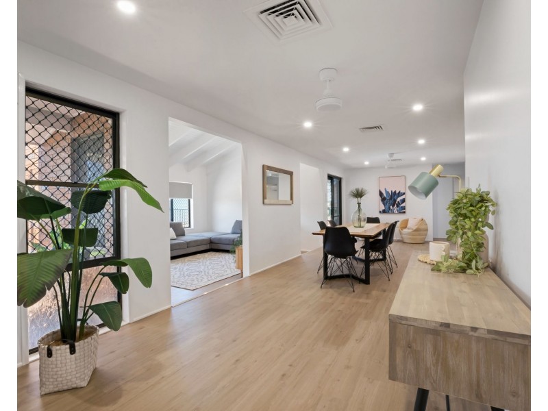 10 Grevillea Drive, Glenella QLD 4740