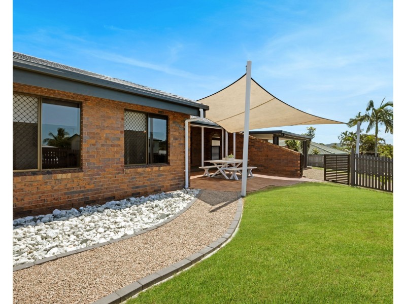 10 Grevillea Drive, Glenella QLD 4740