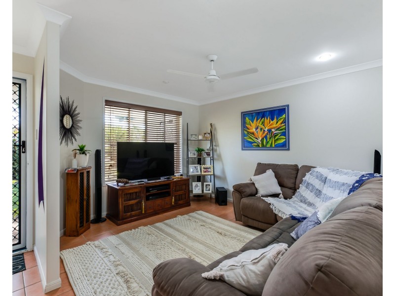 10 Avalon Drive, Rural View QLD 4740