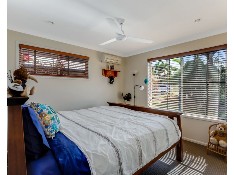 10 Avalon Drive, Rural View QLD 4740