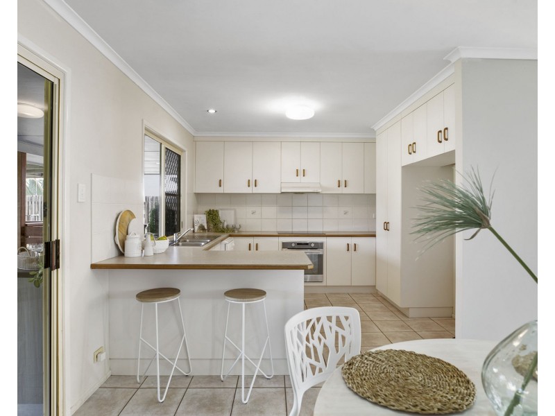 16 Emperor Drive, Andergrove QLD 4740