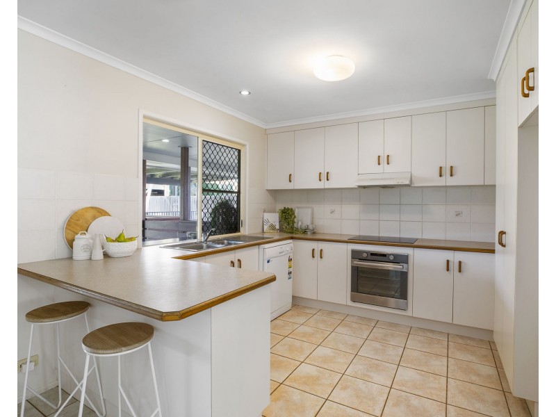 16 Emperor Drive, Andergrove QLD 4740