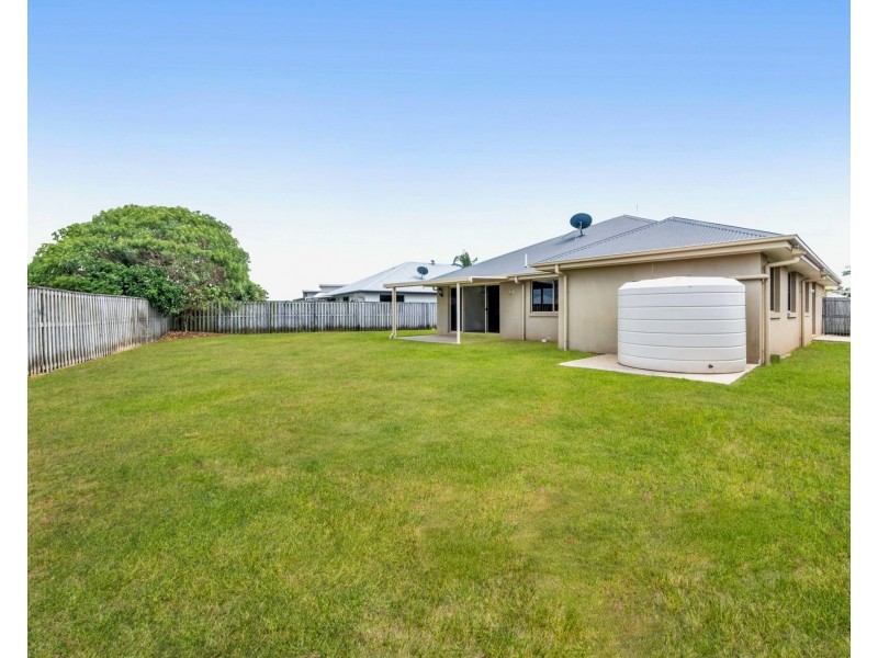 41 Coogee Terrace, Blacks Beach QLD 4740