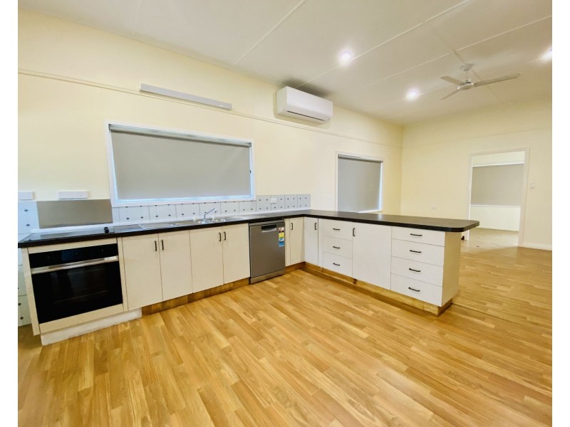 10 Lynch Street, East Mackay QLD 4740