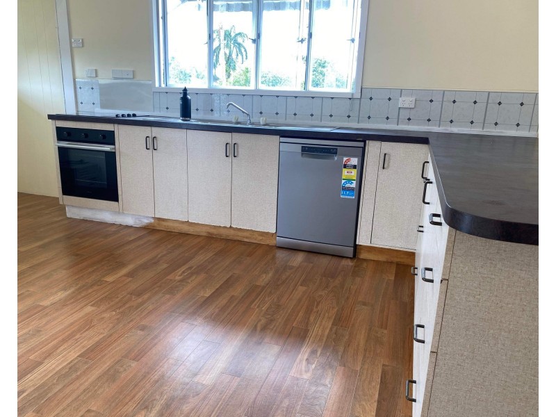 10 Lynch Street, East Mackay QLD 4740