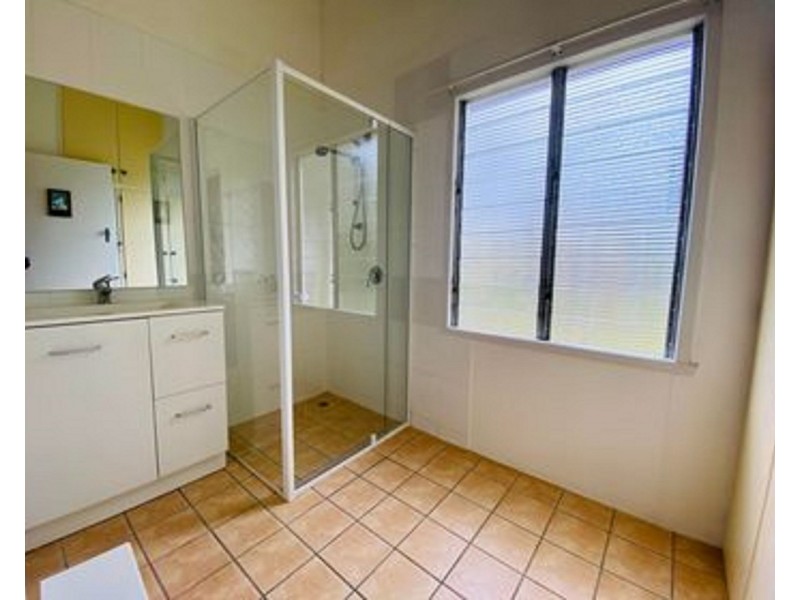 10 Lynch Street, East Mackay QLD 4740