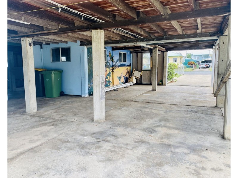 10 Lynch Street, East Mackay QLD 4740